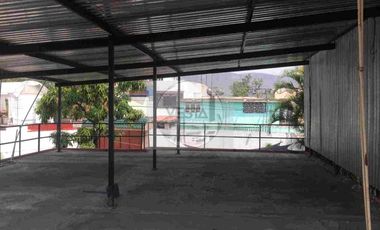 Casa en renta con 4 habitaciones, 2 más independientes, en Emiliano Zapata Col. centro, Morelos