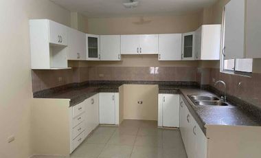 Alquiler de Casa en Belhorizonte