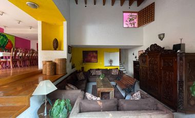VENTA CASA ESTILO BARRAGÁN EN LA CALLE SANTIAGO, COL. LOMAS QUEBRADAS