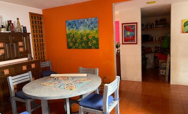 VENTA CASA ESTILO BARRAGÁN EN LA CALLE SANTIAGO, COL. LOMAS QUEBRADAS