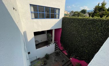 VENTA CASA ESTILO BARRAGÁN EN LA CALLE SANTIAGO, COL. LOMAS QUEBRADAS