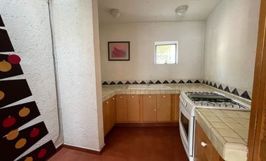 VENTA CASA ESTILO BARRAGÁN EN LA CALLE SANTIAGO, COL. LOMAS QUEBRADAS