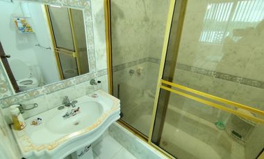 🏢 VENDO HERMOSO DEPARTAMENTO CON VISTA ESPECTACULAR TRES DORMITORIOS CON TERRAZA - SEPTIMO PISO. (TONSUPA) $83,000.oo