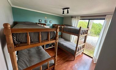 SE VENDE PARCELA CON CASA SOLIDA EN CONDOMINIO