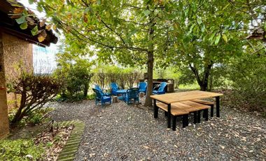 SE VENDE PARCELA CON CASA SOLIDA EN CONDOMINIO