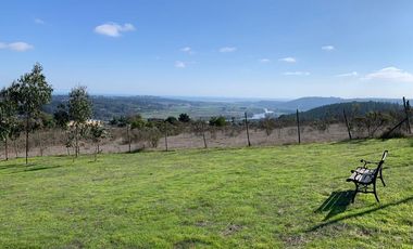 SE VENDE PARCELA CON CASA SOLIDA EN CONDOMINIO