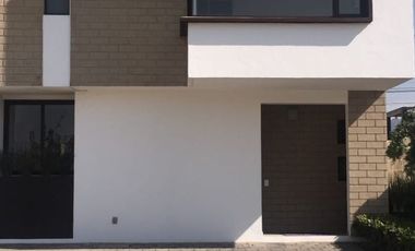 Casa con Jardín en Venta en Ocoyoacac - Zona de Alta Plusvalía