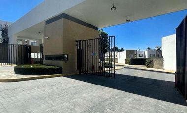 Casa con Jardín en Venta en Ocoyoacac - Zona de Alta Plusvalía