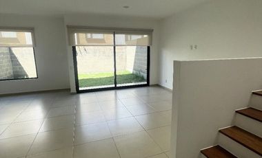 Casa con Jardín en Venta en Ocoyoacac - Zona de Alta Plusvalía