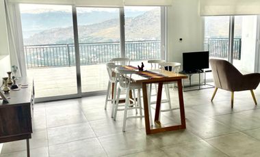 Casa en venta 4 d y 3 b piscina vista panóramica en Chicureo