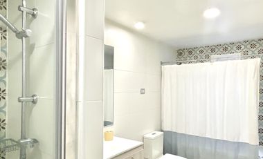 Casa en venta 4 d y 3 b piscina vista panóramica en Chicureo