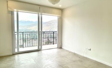Casa en venta 4 d y 3 b piscina vista panóramica en Chicureo