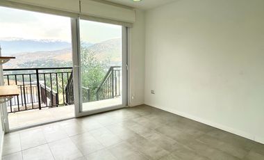 Casa en venta 4 d y 3 b piscina vista panóramica en Chicureo