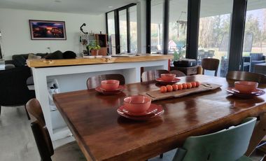 Oportunidad parcela 3 d mas servicio en Chicureo