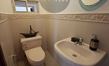 En Machala LInda Casa en Alquiler dentro de Urbanización Privada ubicada a 3 minutos del Centro