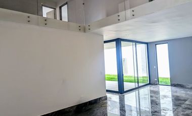 CASA EN VENTA SECTOR ENCINO, BOSQUES DE LAS MISIONES