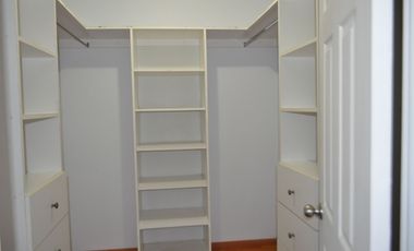Venta de Casa en Residencial El Rincón, a un lado del Salón Flamingos, 10 minutos a zona Rio