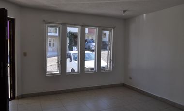 Venta de Casa en Residencial El Rincón, a un lado del Salón Flamingos, 10 minutos a zona Rio