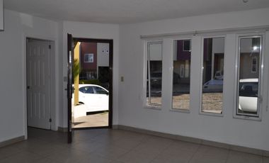 Venta de Casa en Residencial El Rincón, a un lado del Salón Flamingos, 10 minutos a zona Rio