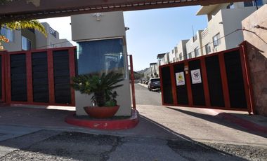 Venta de Casa en Residencial El Rincón, a un lado del Salón Flamingos, 10 minutos a zona Rio