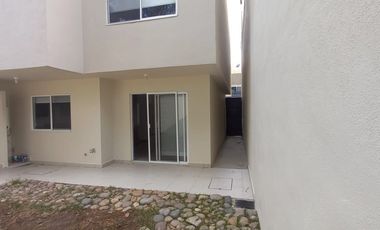 Venta de Casa en Residencial El Rincón, a un lado del Salón Flamingos, 10 minutos a zona Rio