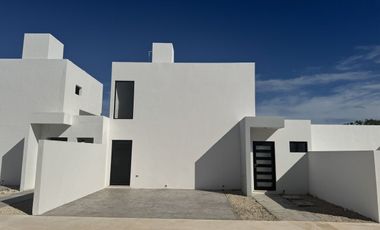 Casa de 3 Recámaras en Pedregales de Misnébalam