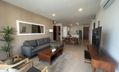 Departamento de 3 recámaras, amueblado, en Montejo Plaza.