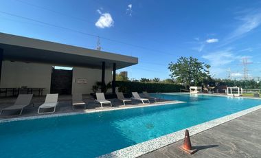 Departamento de 3 recámaras, amueblado, en Montejo Plaza.