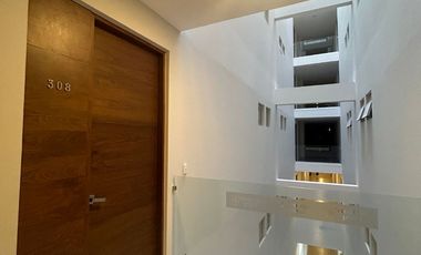 Departamento de 3 recámaras, amueblado, en Montejo Plaza.