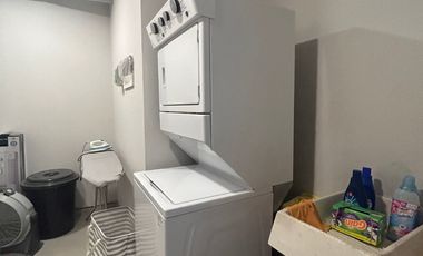 Departamento de 3 recámaras, amueblado, en Montejo Plaza.