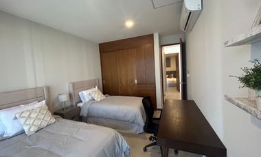 Departamento de 3 recámaras, amueblado, en Montejo Plaza.