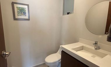 Departamento de 3 recámaras, amueblado, en Montejo Plaza.