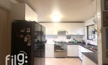 VENDO EXCELENTE CASA 3D/3B EN CHILLÁN