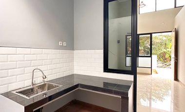 Rumah Dijual 2 Lantai Harga 1 Lantai Siap Huni Di Jatiasih Kota Bekasi dkt Jl Wibawa Mukti [AR158]