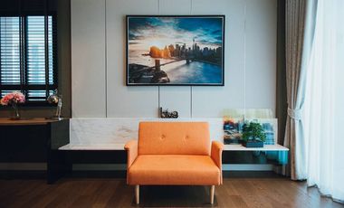 🏡 𝗙𝗼𝗿 𝗿𝗲𝗻𝘁 Luxury 3-storey Modern Tropical house near Ruamchok intersection with swimming pool and central fitness center