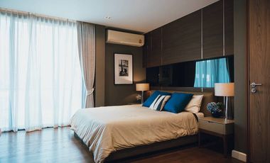 🏡 𝗙𝗼𝗿 𝗿𝗲𝗻𝘁 Luxury 3-storey Modern Tropical house near Ruamchok intersection with swimming pool and central fitness center