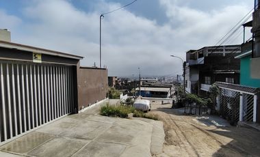 Casa En Venta 2Pisos Urb. Jadin1 Villa Maria Del Triunfo