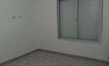 Casa completamente revovada - Consultar Precio