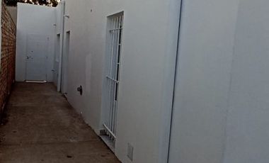 Casa completamente revovada - Consultar Precio