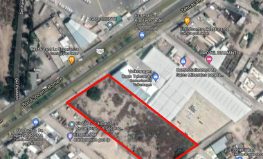 Terreno a desarrollar Nave, bodega o centro comercial. Ideal agencias o negocios de alto trafico.