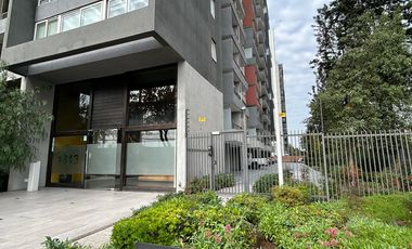 Ñuñoa en calle Zañartu -  Vende Depto + estacionamiento oportunidad