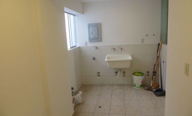 VENTA DPTO EN MIRAFLORES: 109 M2, 3 HABIT, 2 BAÑ, 1 ESTAC, $ 218,000