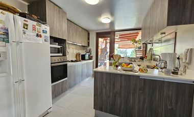 Casa en venta 3D Y 3 B en Piedra Roja Chicureo piscina y quincho