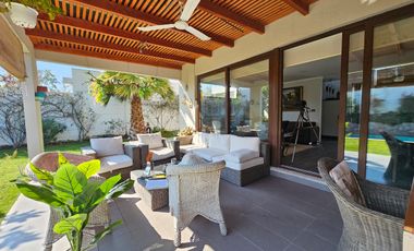 Casa en venta 3D Y 3 B en Piedra Roja Chicureo piscina y quincho