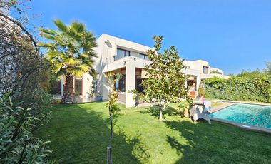Casa en venta 3D Y 3 B en Piedra Roja Chicureo piscina y quincho