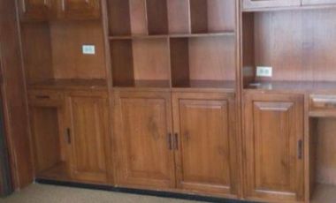 Se vende en buenas condiciones habitables, casa ubicada en uno de los sectores privilegiados de Quito.