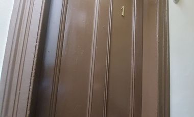 Se arrienda amplio departamento en Subida Ecuador de Valparaíso