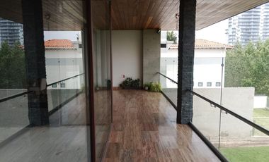 CASAS EN VENTA BOSQUE REAL VISTA A LAGOS Y A CLUB DE GOLF