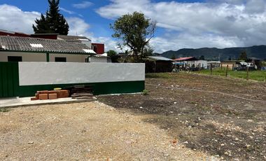 SE ARRIENDA CASA EN TENJO CUNDINAMARCA