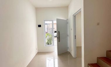 Dijual Rumah Minimalis Siap Huni Jatikramat Jatiasih Kota Bekasi Dekat Stasiun LRT Cikunir [AR165]